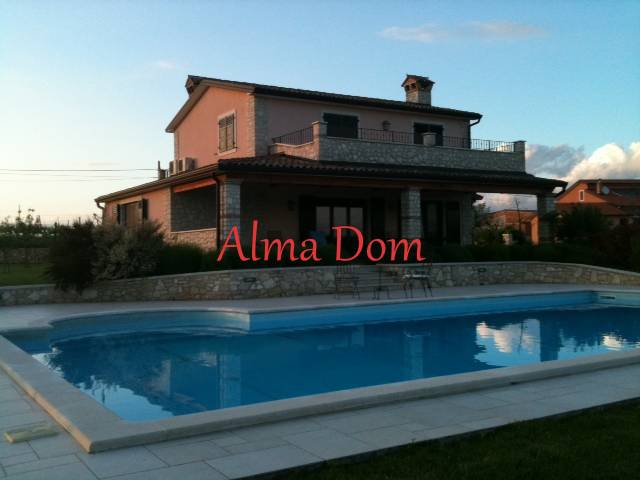 House in Brtonigla !