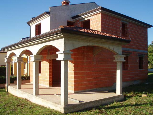 Nedokončený dům u Poreče (131919)
