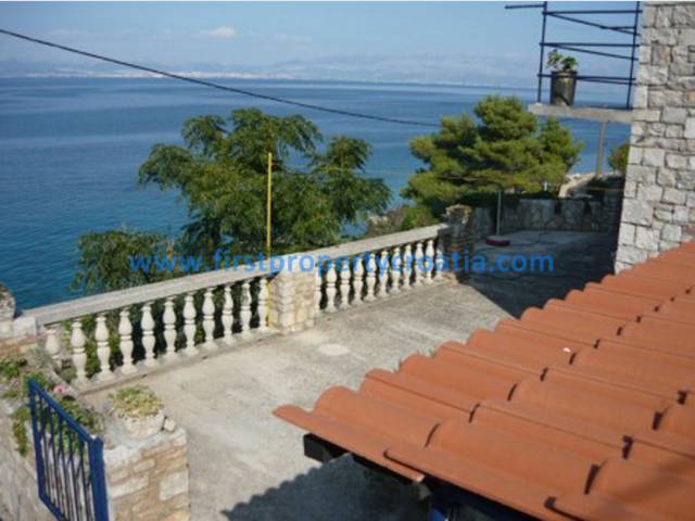 Reduced price! Seafront House On Šolta