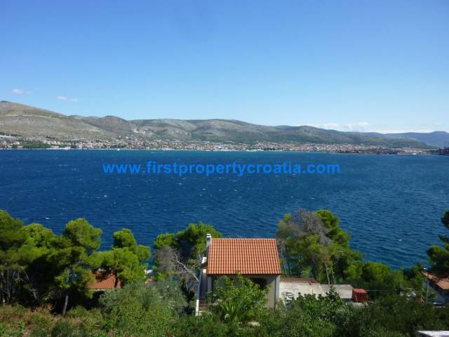 Reduced price! Three Bedroom House With Panoramic Sea Views